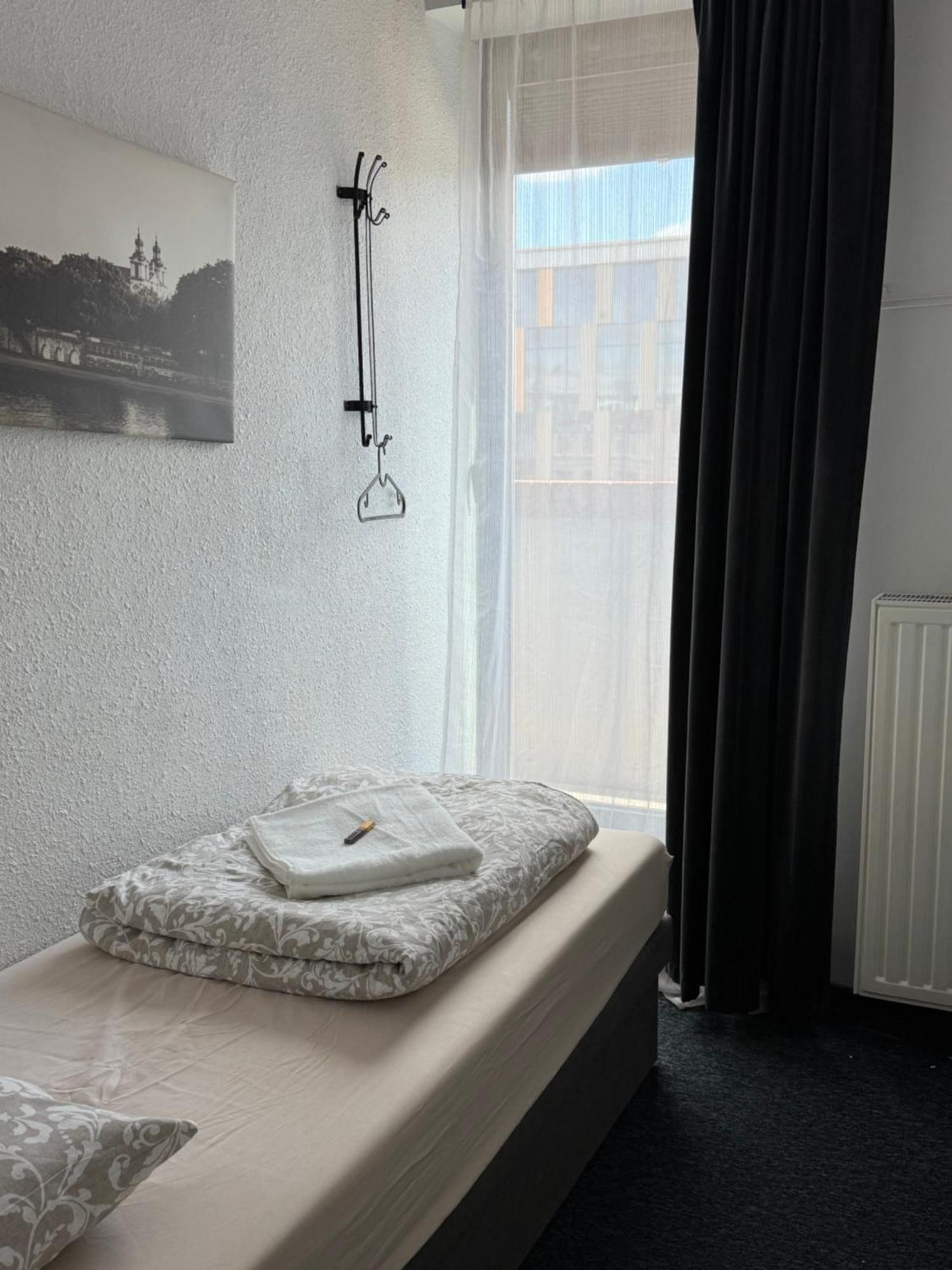Amber Hostel Szlak Красков Екстериор снимка